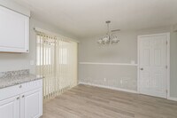 4802 Bonton Dr photo'