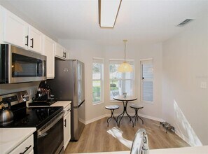 4977 Heron Run Cir in Leesburg, FL - Building Photo - Building Photo