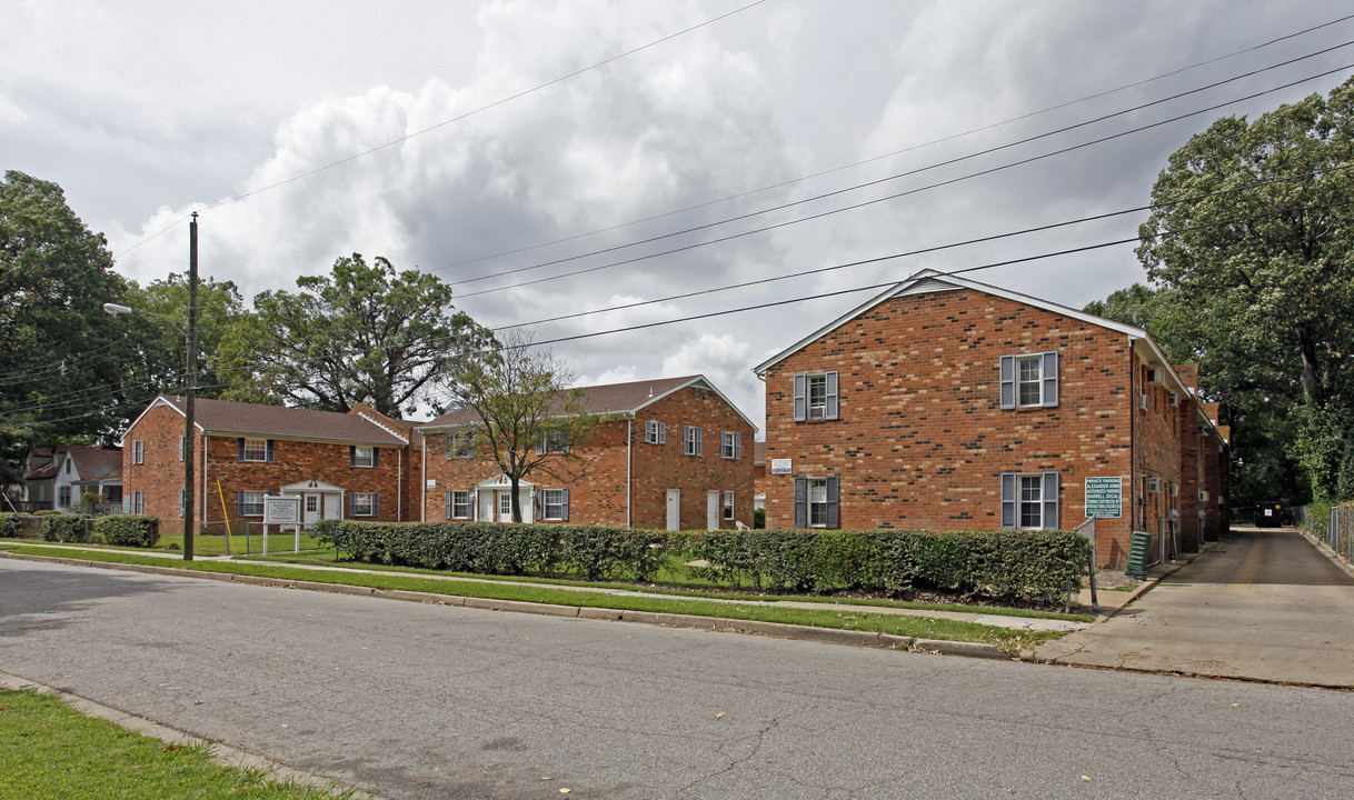 Alexander Arms in Norfolk, VA - Building Photo