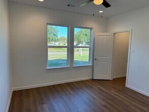 6405 Carver Ave in Texas City, TX - Building Photo - Building Photo