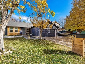 4262 S Laredo Way in Aurora, CO - Building Photo - Building Photo