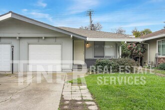 2304 Villanova Cir in Sacramento, CA - Building Photo - Building Photo