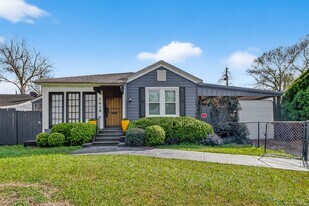 5618 Belmark St in Houston, TX - Building Photo