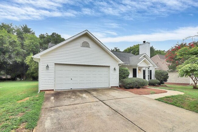 7430 Flodden Field Ct in Charlotte, NC - Foto de edificio - Building Photo