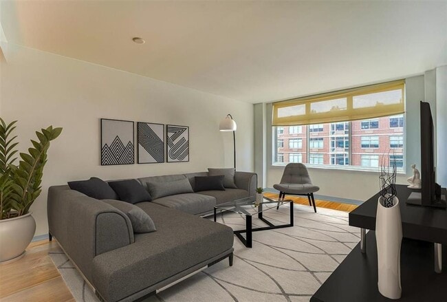 property at 1400 Hudson St