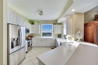 400 Flagship Dr, Unit A in Naples, FL - Building Photo - Building Photo