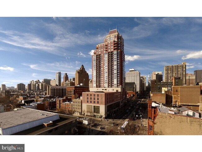 521 S Broad St-Unit -0B/1BA in Philadelphia, PA - Building Photo - Building Photo
