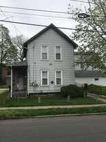 453 Sumner St in Akron, OH - Building Photo