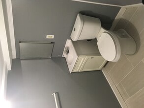 393 Wellington Ave in Elgin, IL - Building Photo - Building Photo