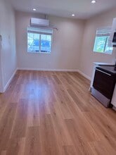 18135 Schoenborn St in Northridge, CA - Building Photo - Building Photo