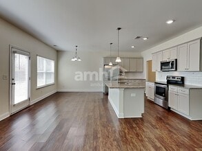 1425 Arbor Pl Dr in Morrow, GA - Building Photo - Building Photo