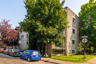 2145-2155 Dorion in Montréal, QC - Building Photo