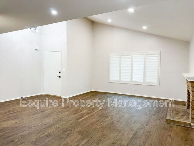 1630 Helm Dr in Oxnard, CA - Building Photo - Building Photo