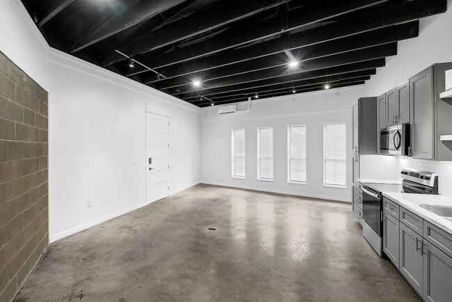 property at 1103 Dumble St