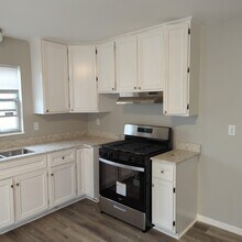 4015 W Brighton Ave in Peoria, IL - Building Photo - Building Photo