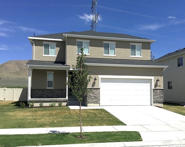 property at 4316 N Poplar St