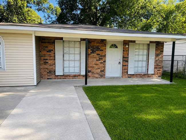 2852 69th Ave in Baton Rouge, LA - Building Photo - Building Photo