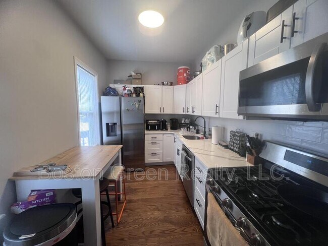 726 E 2nd St in Boston, MA - Building Photo - Building Photo