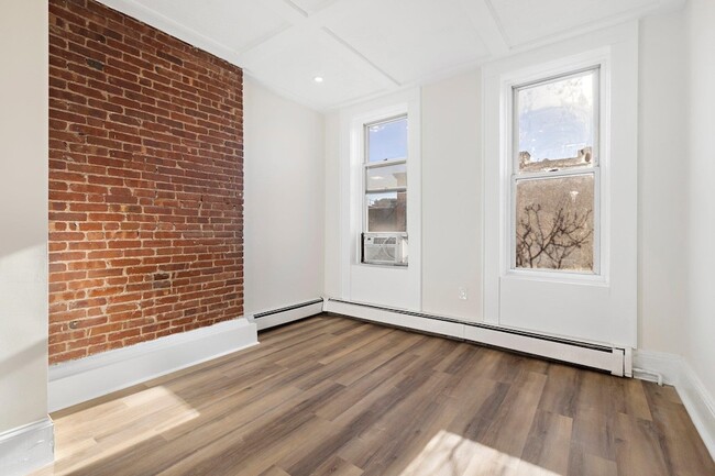 606 1st St in Hoboken, NJ - Building Photo - Building Photo