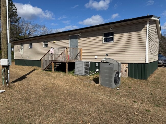 262 Wade Kelly Rd in Blythewood, SC - Foto de edificio - Building Photo