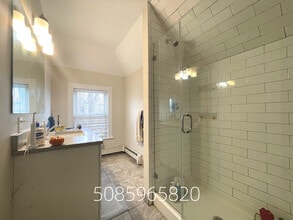 66 Englewood Ave, Unit 2 in Boston, MA - Building Photo - Building Photo