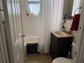 220 Hanover St in Boston, MA - Foto de edificio - Building Photo