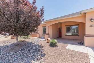 558 San Simon Dr in Alamogordo, NM - Building Photo - Building Photo