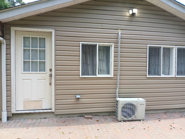 204 Southwood Rd in Pasadena, MD - Building Photo - Building Photo