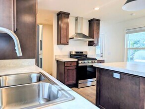 400 Sulphur Bank Dr in Clearlake Oaks, CA - Building Photo - Building Photo