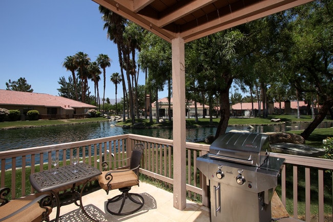 43376 Cook St in Palm Desert, CA - Building Photo - Building Photo