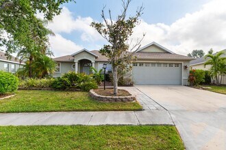 10636 Old Grove Cir in Bradenton, FL - Building Photo - Building Photo