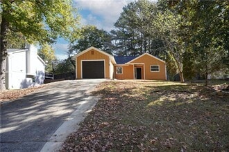 2455 Landington Way NW in Duluth, GA - Building Photo - Building Photo