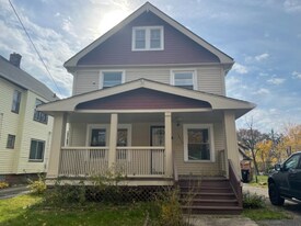 13710 Caine Ave in Cleveland, OH - Building Photo
