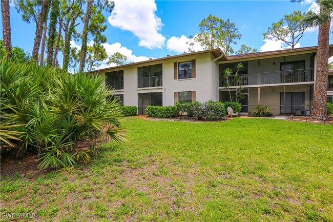 1765 Courtyard Way in Naples, FL - Building Photo - Building Photo