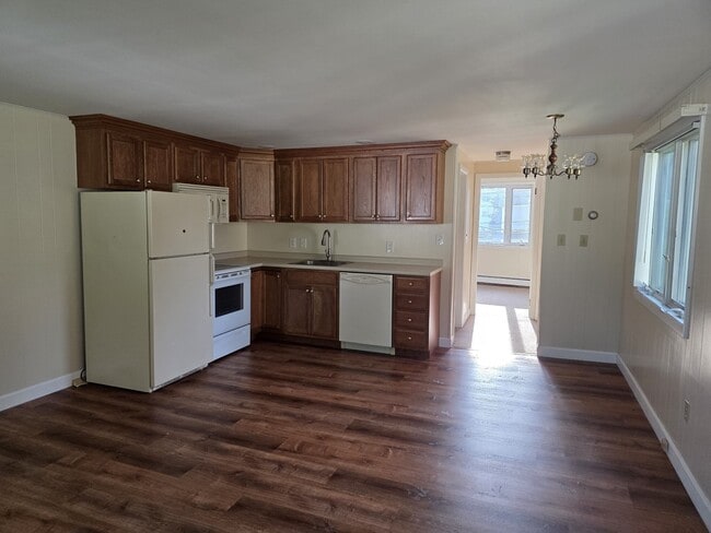 property at 42 Salinitas Dr