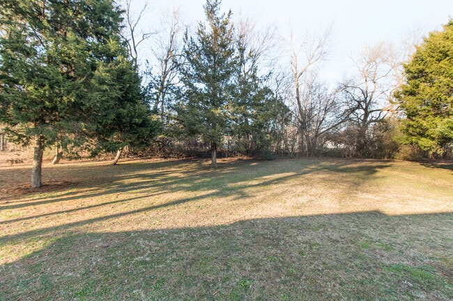 123 Ann Bradley Dr in Huntsville, AL - Building Photo - Building Photo