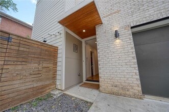 829 Barnett St NE in Atlanta, GA - Building Photo - Building Photo