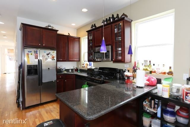 2439 W Homer St-Unit -Unit 1 in Chicago, IL - Building Photo - Building Photo