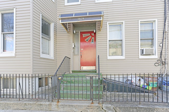 5924 67th Ave in Ridgewood, NY - Building Photo - Building Photo