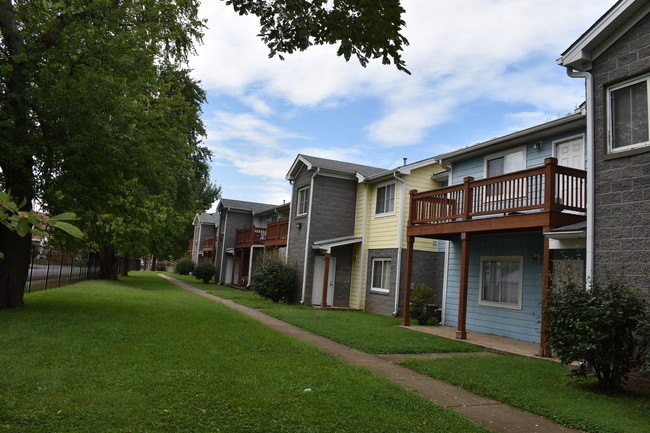 Shawnee Garden Apartments I & II photo'