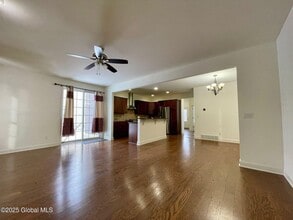 19 Eagles Ln in Cohoes, NY - Building Photo - Building Photo