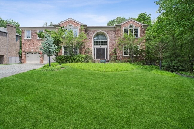 property at 181 Chestnut St