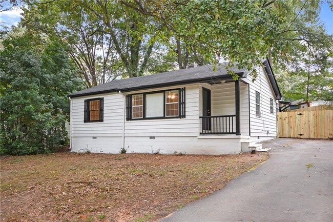 property at 1877 Sumter St NW