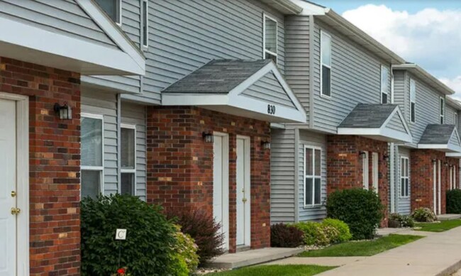 Conestoga Crossing in Fremont, NE - Building Photo - Building Photo