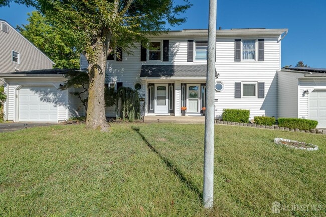 property at 118 Buttonwood Dr
