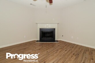 383 Hidden Creek Ln in Canton, GA - Building Photo - Building Photo