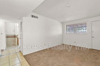 5440 Viceroy Dr in El Paso, TX - Building Photo - Building Photo
