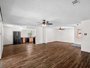 629 Bur Oak Dr in Irving, TX - Building Photo - Building Photo