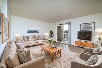 Golden Creek Apartments in Sioux Falls, SD - Foto de edificio - Interior Photo
