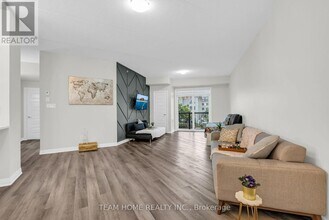 610 Farmstead Dr in Milton, ON - Building Photo - Building Photo